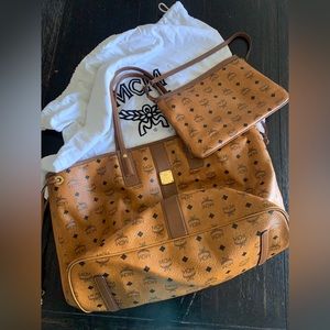 MCM Liz Large Reversible Visetos Shopper Tote Cognac